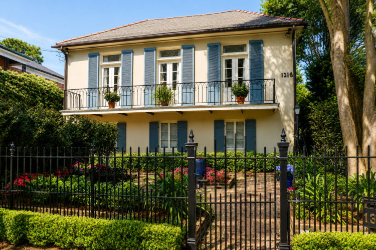 new orleans style courtyard